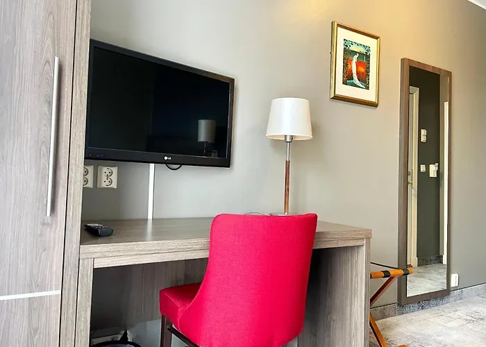 Budget Single Room